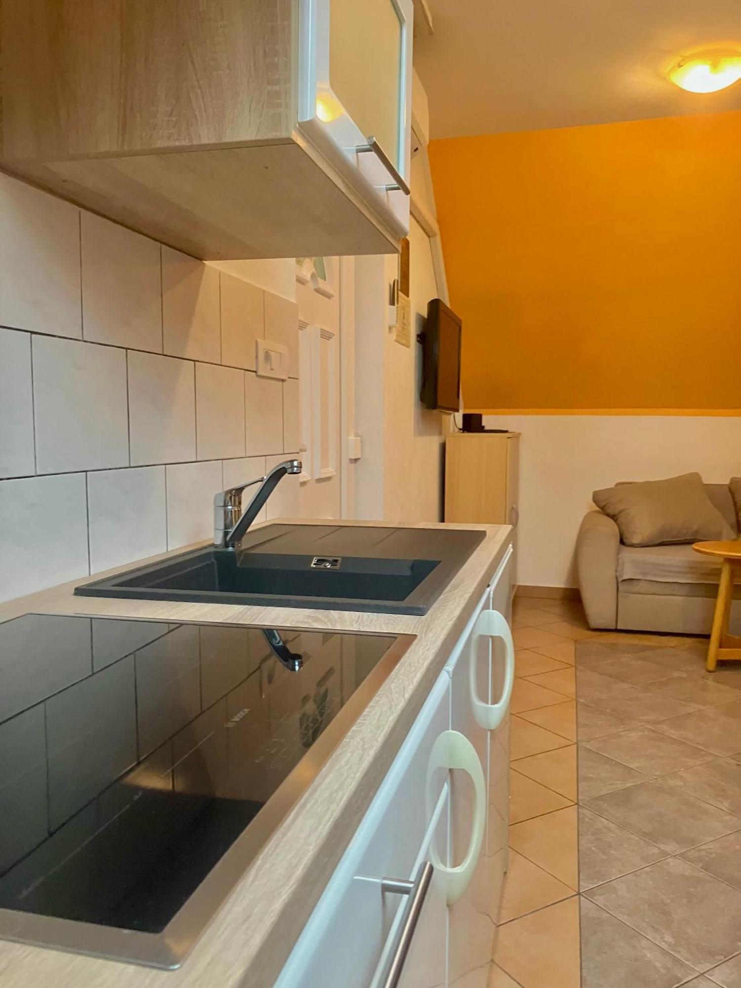 Apartment Ozebek سيركنو المظهر الخارجي الصورة